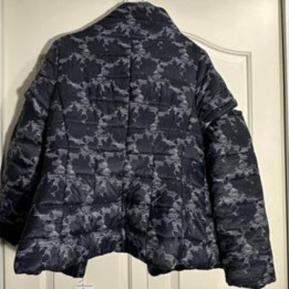 Intrend Italian Puffer Jacket/Vest [Size L/10-12] Brand New - Picture 3 of 8